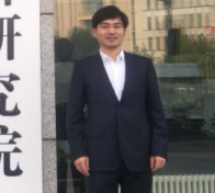 刘赢老师